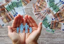 Ajutor financiar pentru părinții care lucrează: Criterii și modalități de solicitare