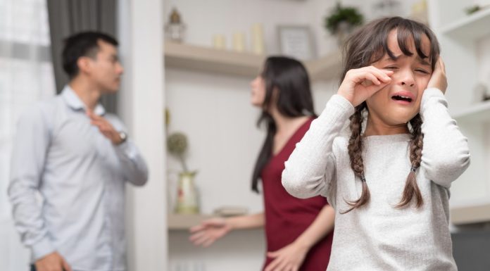 Divorț cu copii: cum să protejați drepturile copiilor și ai dumneavoastră