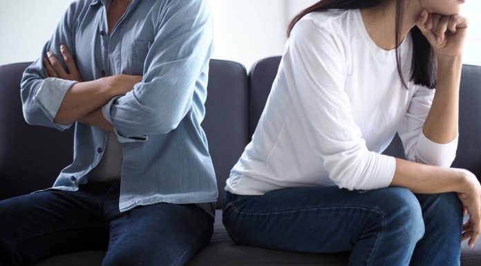 Divorț fără prezența soțului: Când și cum este posibil și care sunt procedurile legale