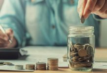 Economisește timp și bani: Folosește un calculator de taxe judiciare de timbru