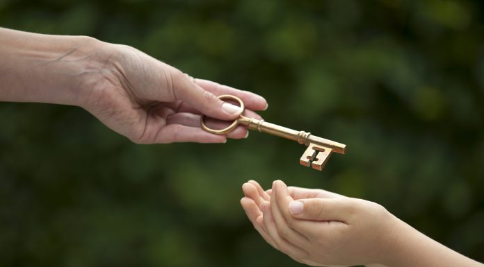Impartirea mostenirii intre sotie si copii – Ce prevede legea in cazul unei mosteniri in care exista sot si copii?