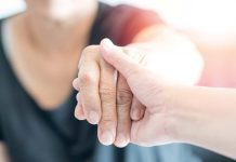 Lăsarea fără ajutor – consecințe juridice și modalități de soluționare