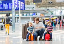 Procura pentru ieșirea din țară a unui minor: Ce este și cum se poate obține legal