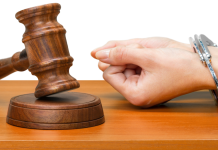 Ce este și cum se aplică reținerea la domiciliu?