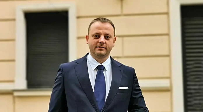 Ce trebuie să fac dacă avocatul meu nu se prezintă la termenul de judecată?