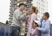 Cum pot contesta paternitatea unui copil?