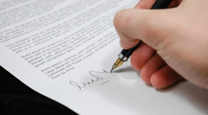 Cum pot solicita rezilierea contractului cu un avocat?