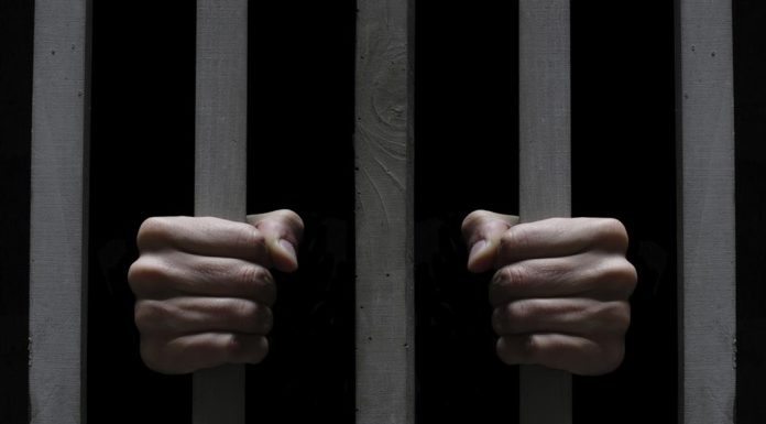 Cum pot solicita despăgubiri pentru condamnare ilegală?