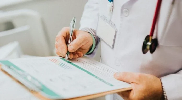 Cum pot solicita accesul la dosarul medical?