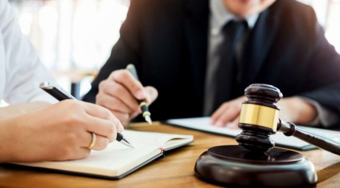 Ce este și cum se aplică obligația de loialitate a avocatului față de client?