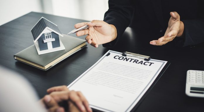 Ce implicații legale are semnarea unui contract fără să fie citit?