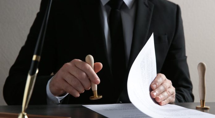 Cum se calculează onorariile notariale?