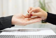 Ce implicații legale are partajul bunurilor după divorț?