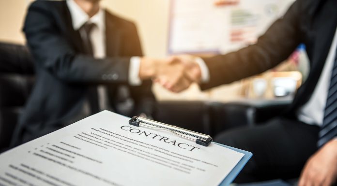Probleme legale legate de contracte și obligații