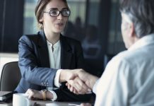 Ce este și cum se aplică răspunderea profesională a avocatului?