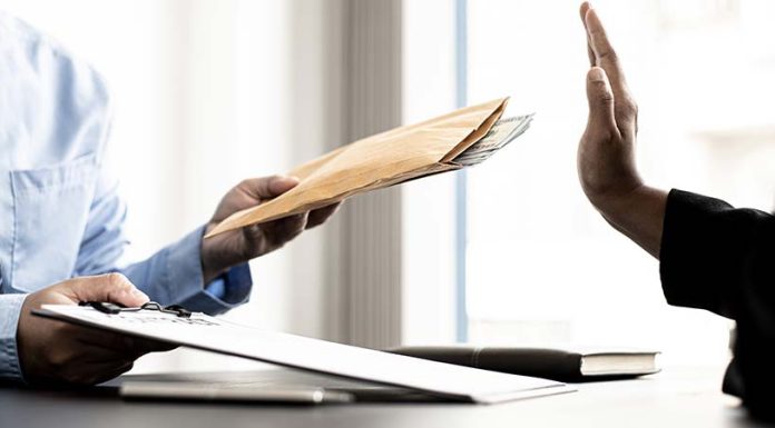 Cum pot solicita repararea unui prejudiciu?