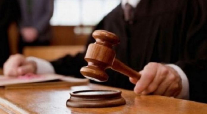 Cum pot verifica un dosar în instanță?